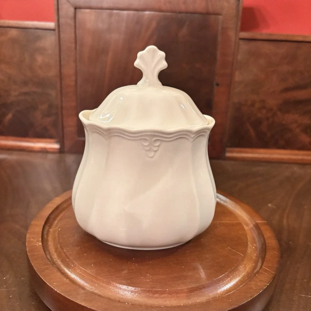 Vintage Lenox Casual Ivory Elegance  Porcelain Covered Sugar Bowl Lidded USA